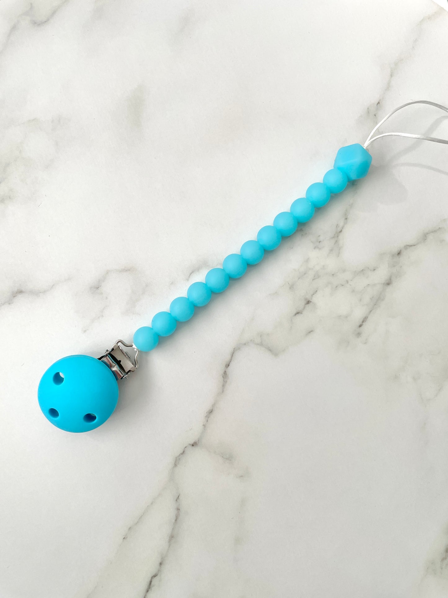 Glow in the dark dummy chain - blue.