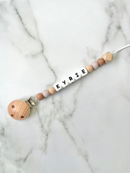 Personalised dummy chain, beaded dummy clip, name dummy holder, neutral colour -Kyrie design