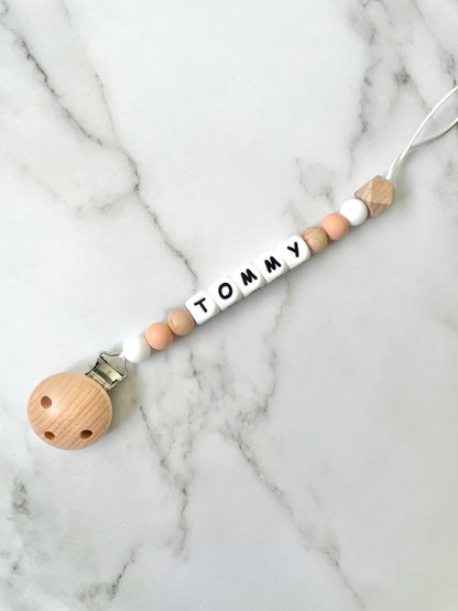 Personalised dummy chain, beaded dummy clip, name dummy holder, neutral colour - Tommy