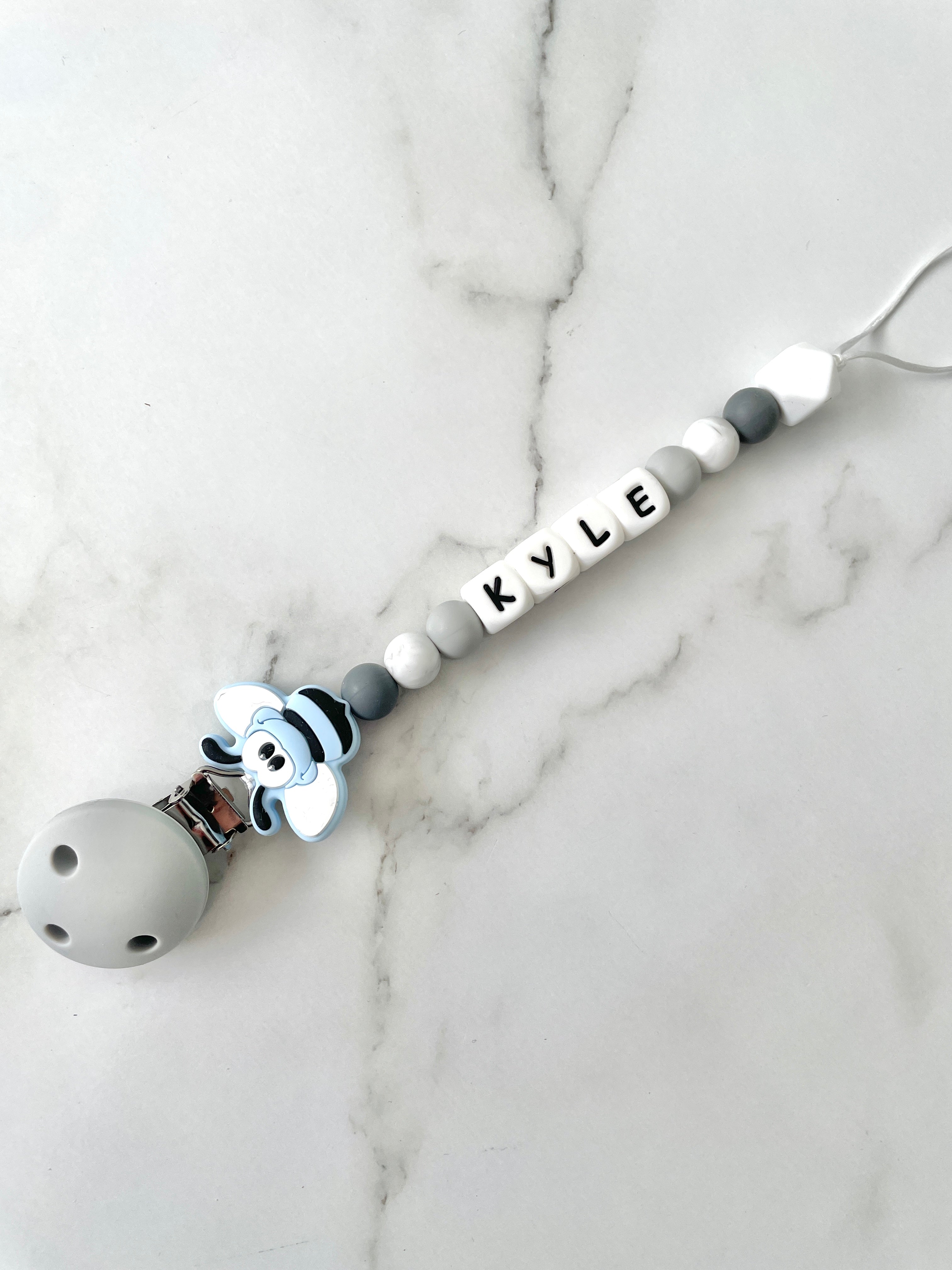 Personalised dummy chain, dummy clip, dummy holder, blue bee, Kyle design.