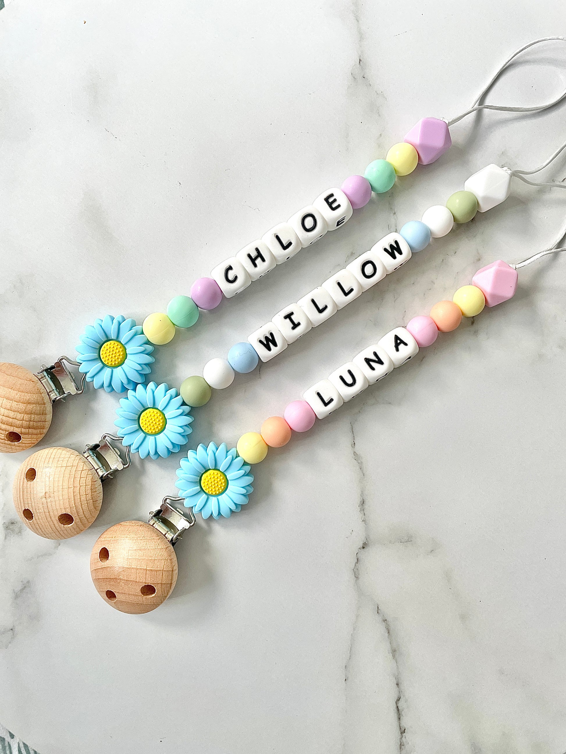 Personalised dummy chain, dummy clip, dummy holder, blue daisy collection.